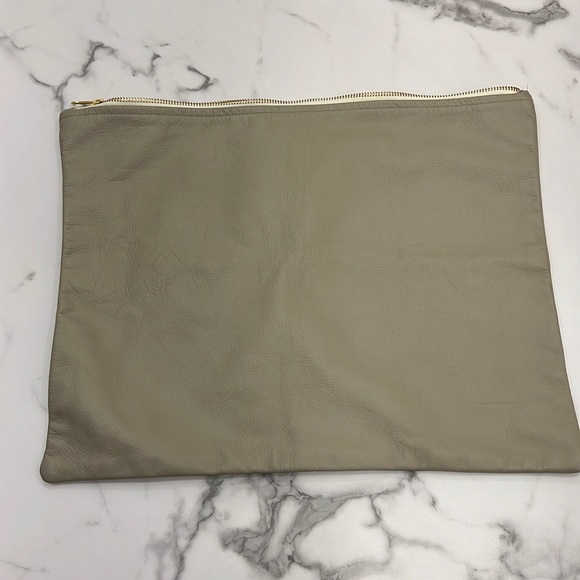 COPY - American apparel 15x 12 leather grey - Picture 1 of 5